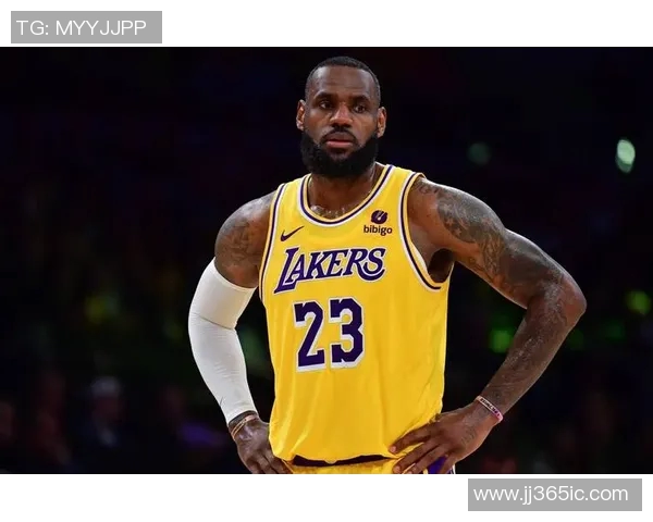 湖人队签下詹姆斯，目标总冠军