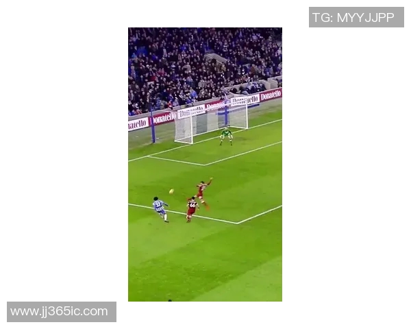 西安网球队快攻战术解析与深度剖析网球竞技的魅力与挑战 西安网球队快攻战术解析与深度剖析网球竞技的魅力与挑战